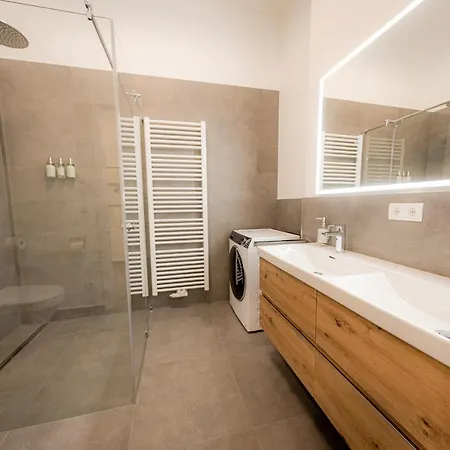 Apartment Bonnystay Downtown - Mitten In Der Altstadt Passau`s *