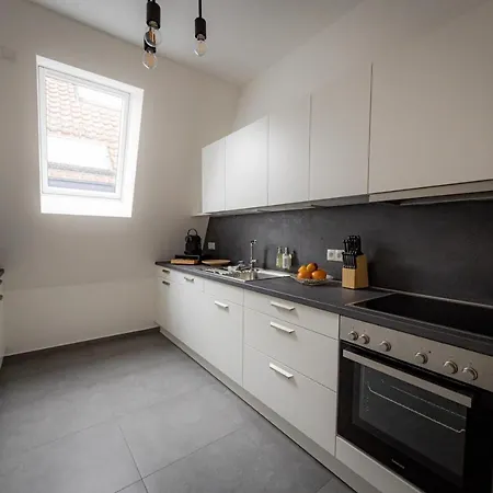 Apartment Bonnystay Downtown - Mitten In Der Altstadt Passau`s *